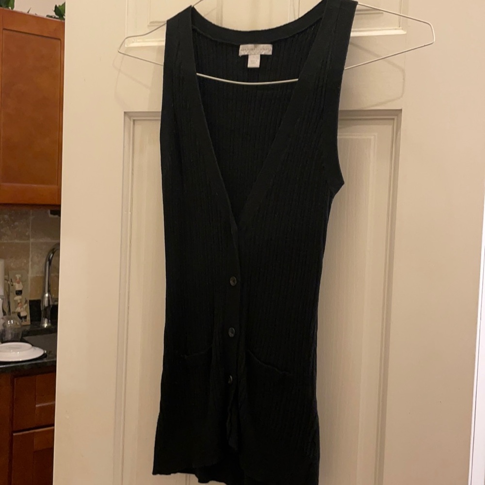 New York and Company sleeveless ribbed button sweater vest